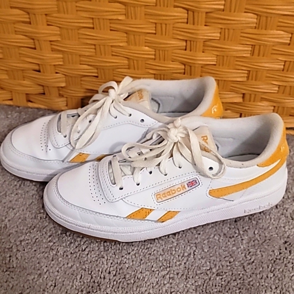 Reebok shoe's